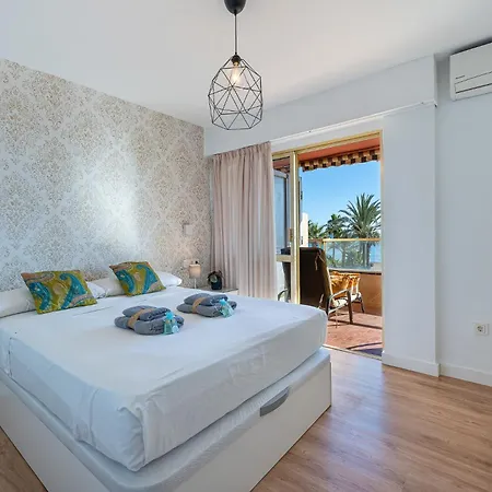 797 - Moderno Piso En Primera Linea De Playa *