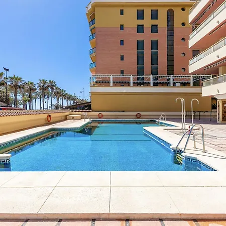 797 - Moderno Piso En Primera Linea De Playa *