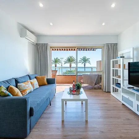 797 - Moderno Piso En Primera Linea De Playa *