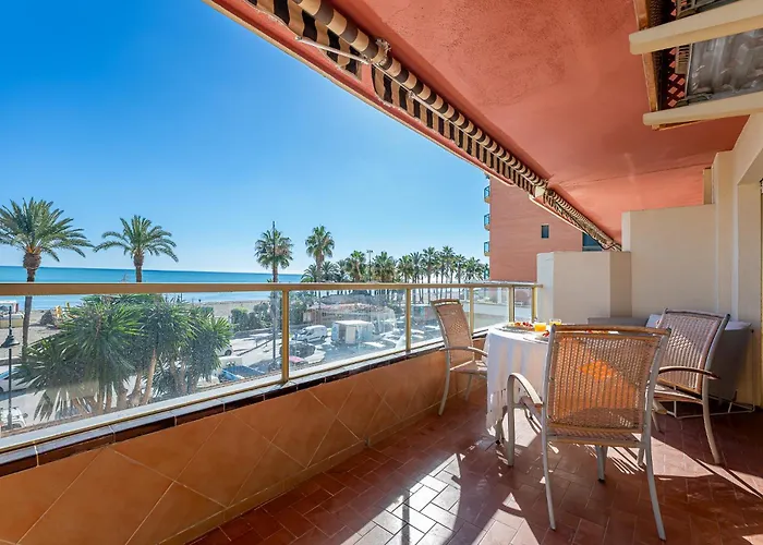 797 - Moderno Piso En Primera Linea De Playa *