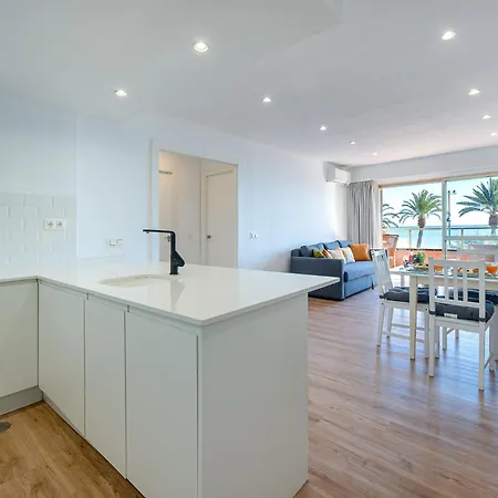 797 - Moderno Piso En Primera Linea De Playa Torremolinos