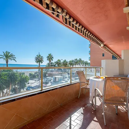 797 - Moderno Piso En Primera Linea De Playa *